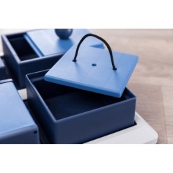 ZABAWKA DLA PSA "POKER BOX" 31x10x31cm